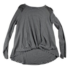 Eyeshadow‎ Gray Striped Long Sleeve Top with Lace Detail Size Small Knot Front